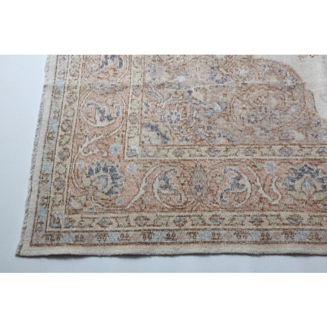 Turkish Hand-Knotted Vintage Floor Rug – Medallion & Vinework in Soft Earth Tones - For Sale - Image 12 of 13