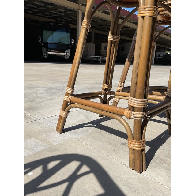1990s Pair of Vintage French Bistro Bar Stools With Oval Medallion Backs in Honey Woven Rattan For Sale - Image 5 of 12