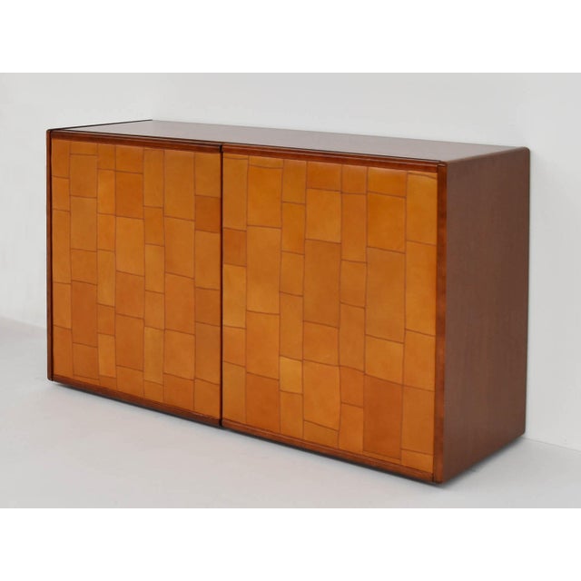 Vintage Italian Patinated Leather Sideboards by Tito Agnoli, 1975, Set of 2 For Sale - Image 3 of 5