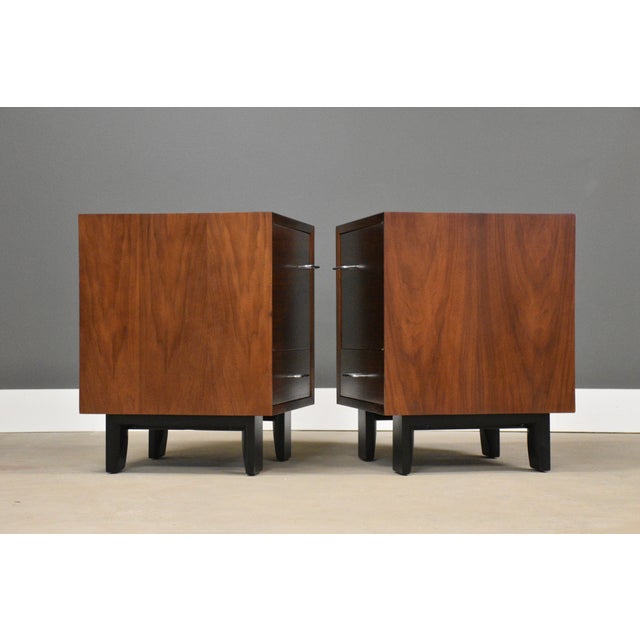 Mid-Century Modern 1960s Refinished Walnut Nightstands by George Nelson for Herman Miller - A Pair For Sale - Image 3 of 8