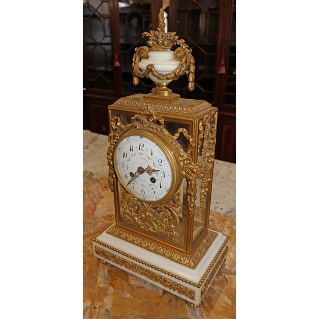 French French Napoleon III Bronze & Glass Mantel Clock by Vincenti & Cie Circa 1870 For Sale - Image 3 of 16