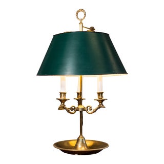 French 19th Century Brass Three-Lights Bouillotte Table Lamp with Bird Motifs For Sale