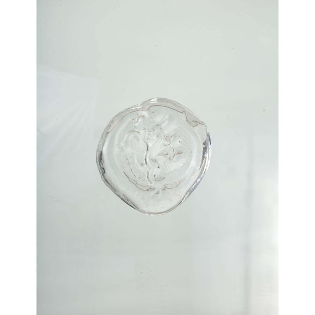 Add refreshing character to your living room, dining room or bedroom with this beautifully constructed glass vessel lamp....