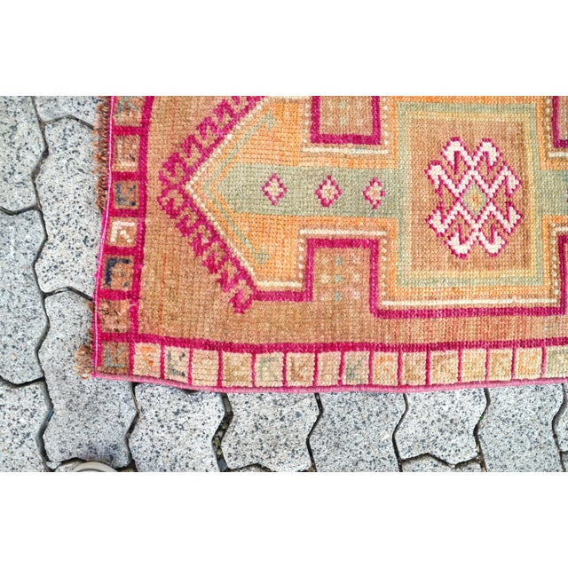 Turkish 1960s Vintage Oushak Rug For Sale - Image 3 of 6