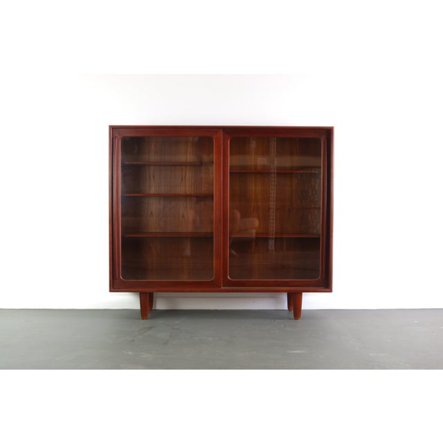 Danish Modern Harry Ostergaard Glass Front Book Case Display in Rich Teak For Sale In Orlando - Image 6 of 7