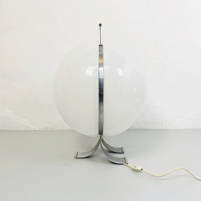 1970s Mid-Century Modern Italian Sfera Table Lamp by Beni Cuccuru for Ecolight, 1972 For Sale - Image 5 of 8