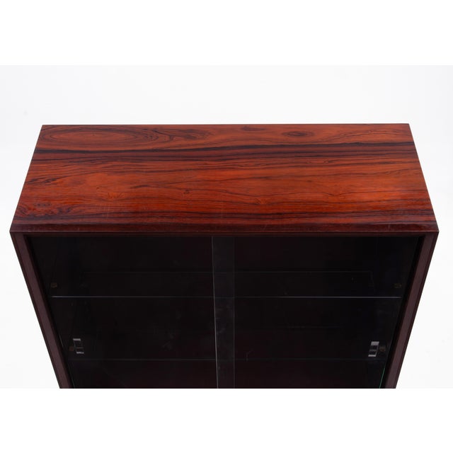 Rosewood Vitrine Svante Skoch Seffle Möbelfabrik Sweden 1960s For Sale - Image 9 of 17