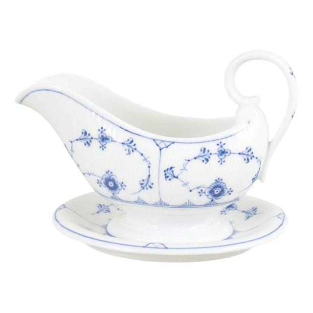 20th Century Blue Fluted Plain Porcelain Sauce Boat from Royal Copenhagen For Sale