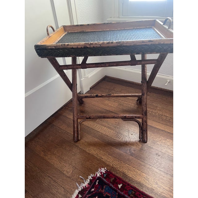 English Late 20th Century British Colonial Tortoise Bamboo Wicker Butler’s Tray Table (Ralph Lauren Style) For Sale - Image 3 of 11
