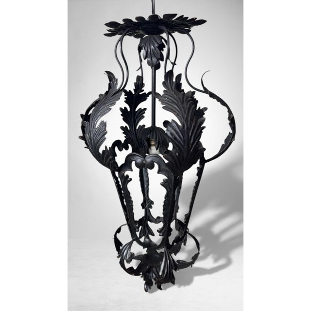 Early 20th Century Early 20th Century Italian Florentine Renaissance Revival Style Pair Italian Wrought Iron Lanterns For Sale - Image 5 of 18