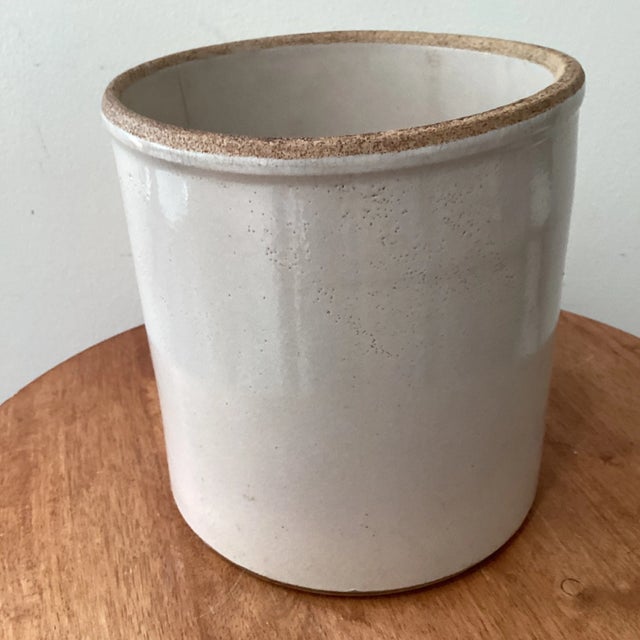 Mid 20th Century Antique Robinson Ransbottom Blue Crown Stoneware Crock Roseville Ohio For Sale - Image 5 of 12