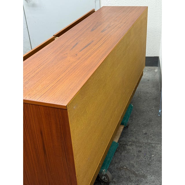 Nils Jonsson Nils Jonsson for Torring Møbelfabrik Six Drawer Dresser, Circa 1960's For Sale - Image 4 of 11