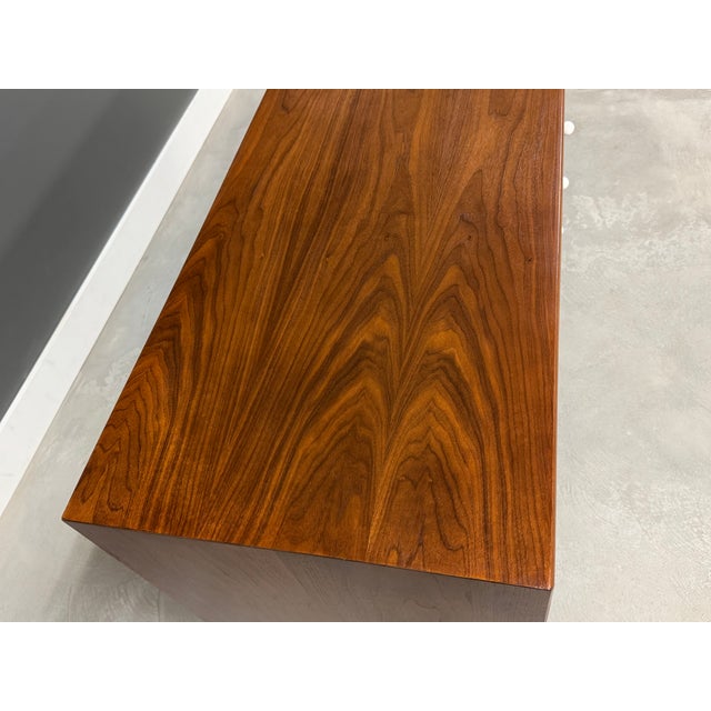 1960s Refinished Kipp Stewart Walnut Credenza for Drexel For Sale - Image 10 of 12