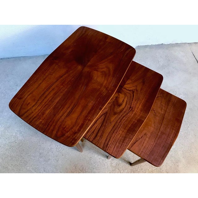 Boat-Shaped Teak Nesting Side Tables, Set of 3 For Sale - Image 17 of 18