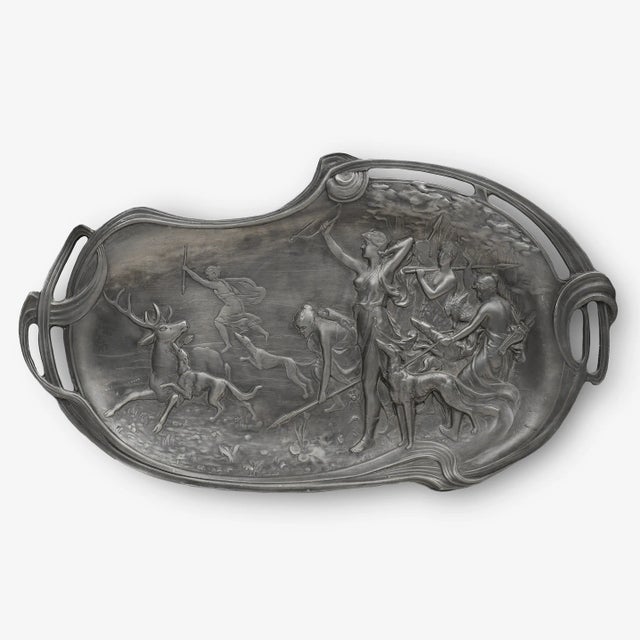 Decorative French Art Nouveau Dish in Tin, 1910 For Sale - Image 10 of 10