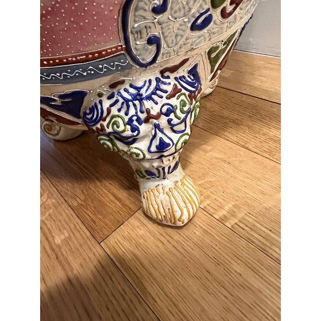Mid 20th Century Japanese Meiji Period Moriage Satsuma Floor Vase For Sale - Image 5 of 10