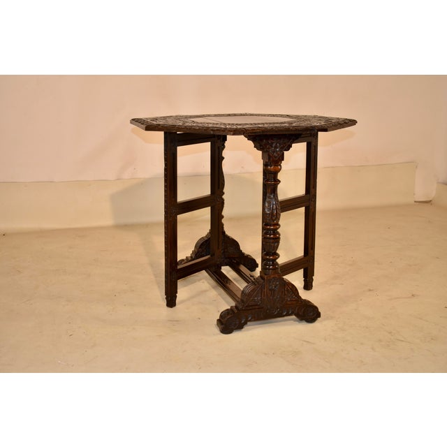Wood Early 18th Century English Oak Hand-Carved Gate Leg For Sale - Image 7 of 14