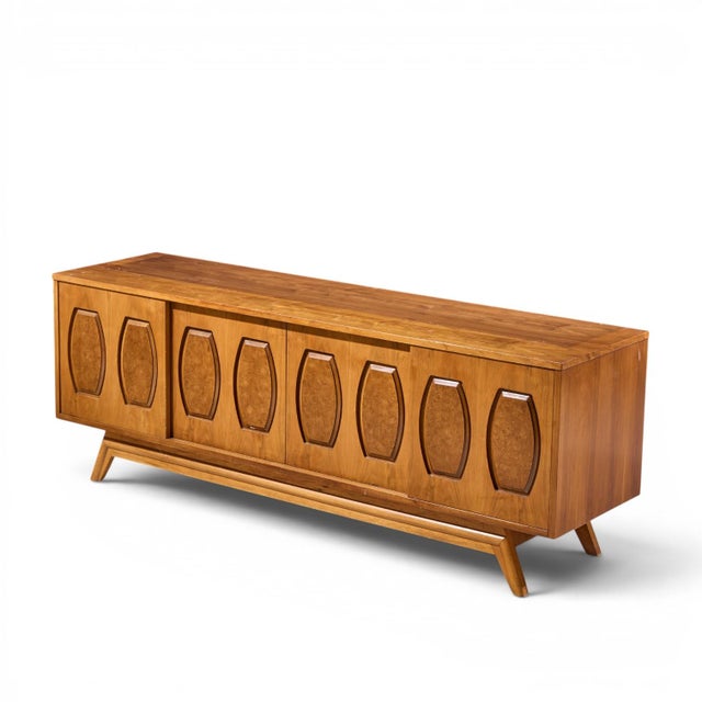 Young Manufacturing Mid Century Walnut and Burlwood Sliding Door Credenza and Hutch For Sale - Image 11 of 12