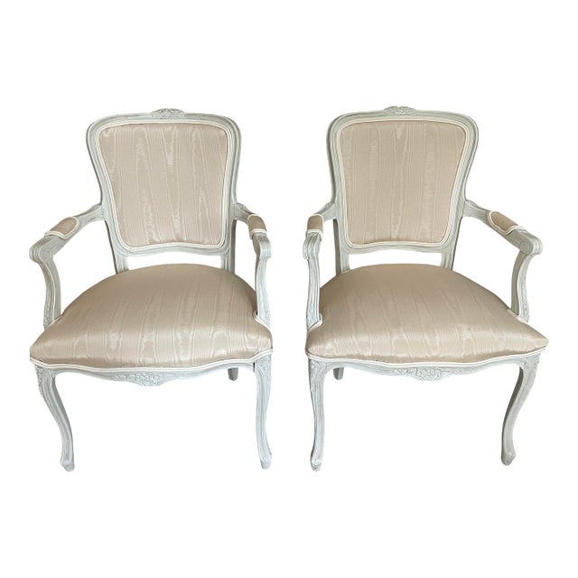 Mid 20th Century Pair of French Style Bergere Silk Taffeta Chairs For Sale