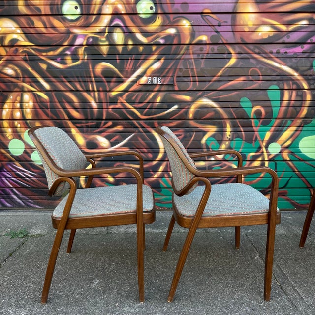 Mid 20th Century Set of 8 Don Pettit for Knoll Office Armchairs For Sale - Image 5 of 9