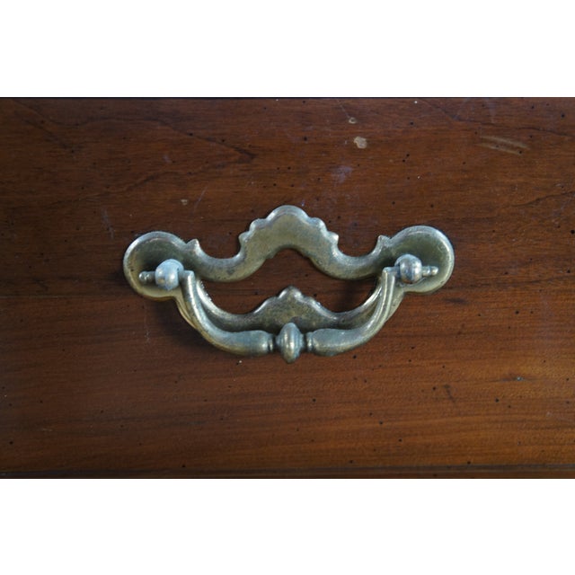 Late 20th Century Thomasville Collectors Cherry Traditional Canted Front Lighted China Cabinet For Sale - Image 15 of 18