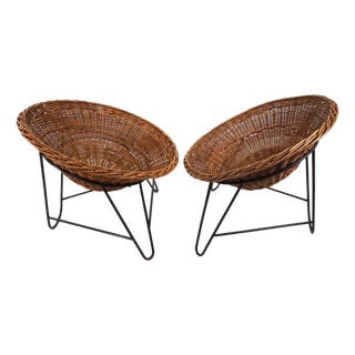 Pod Lounge Chairs in Rattan/Wicker on a Metal Frame, 1970s, Set of 2 For Sale