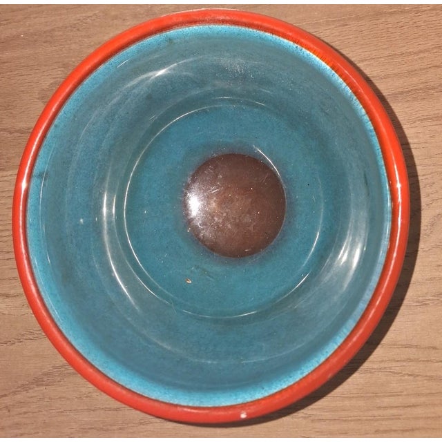 Up for sale is a stunning, authentic piece of Italian art glass: a hand-blown Murano glass footed bowl by the renowned...
