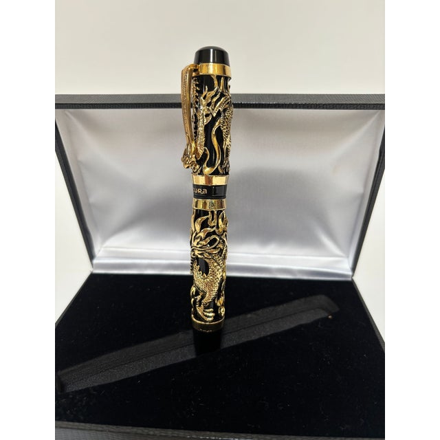 Dragon Motif Fountain Pen, Gold Overlay on Black, Acura, Mint in Box Circa 1990 For Sale - Image 4 of 18