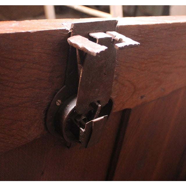 Antique Renaissance Chest in Oak For Sale - Image 12 of 14
