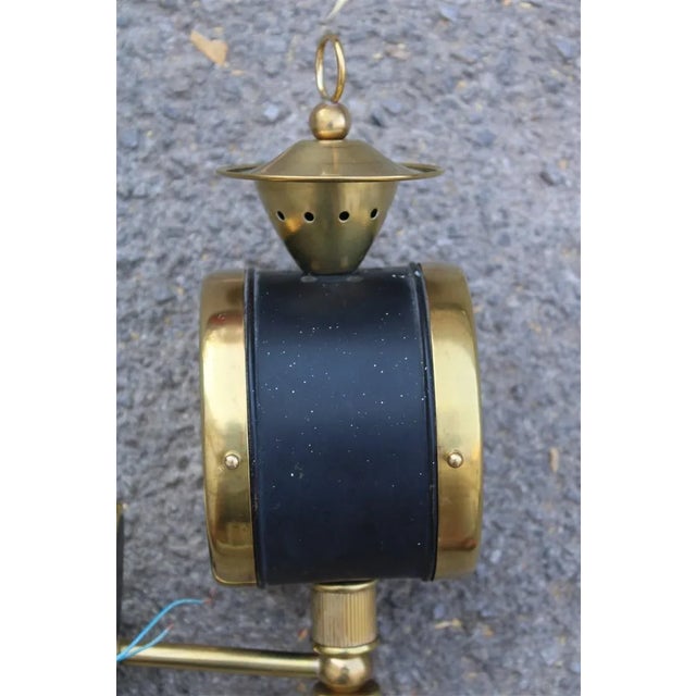 Mid-Century Italian Brass and Black Lacquered Metal Sconces, 1950s, Set of 2 For Sale - Image 4 of 7