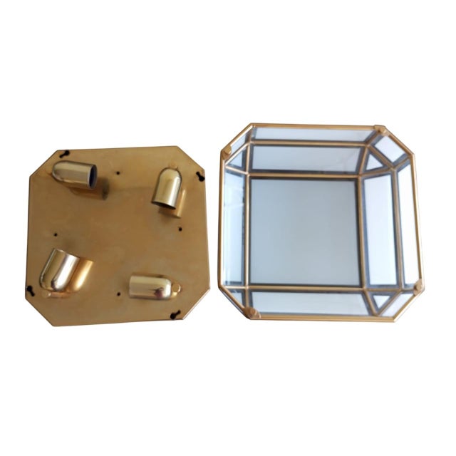 Gold Square Wall Light in White Opaline Glass and Gold Patinated Metal, Italy, 1970s For Sale - Image 8 of 10