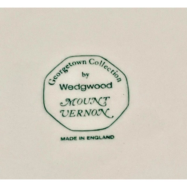 1970s Wedgwood Mount Vernon Green Dinner Plates From the Georgetown Collection- Set of 4 For Sale In New York - Image 6 of 8