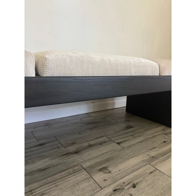 Mid-Century Modern Harvey Probber Attributed “Series 70” Solid Oak Bench, Circa 1950s For Sale - Image 3 of 10