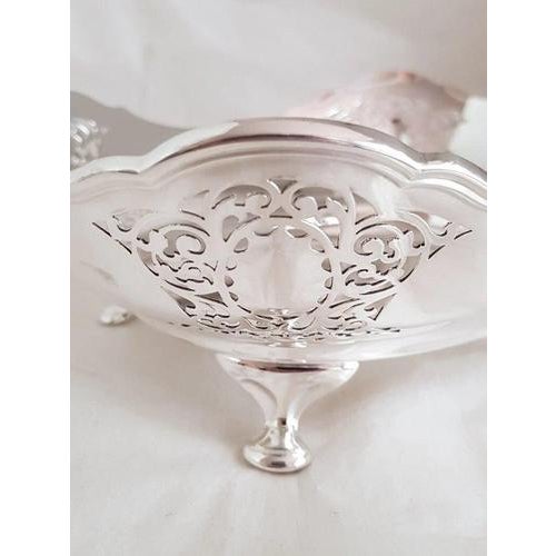 Antique Sterling Silver Fruit Bowl from Atkin Brothers, Sheffield, 1923 For Sale - Image 3 of 18