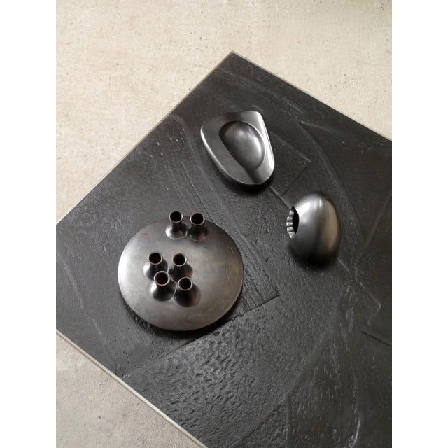 Chrome-Plated Metal and Black Resin Coffee Table, 1970, in Very Good conditions. Designed 1970 to 1979