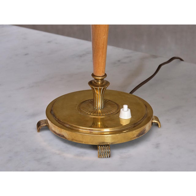 Vintage Swedish Table Lamp in Brass and Elm by Harald Notini, 1940s For Sale - Image 11 of 12