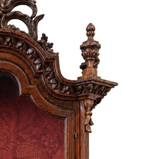 Oratory of Quenn Mary in Wood and Glass, 19th Century For Sale - Image 4 of 6