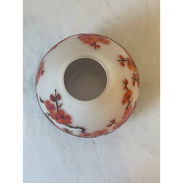 Early 20th Century High Relif French Art Glass Flower Cameo Vase For Sale - Image 4 of 9