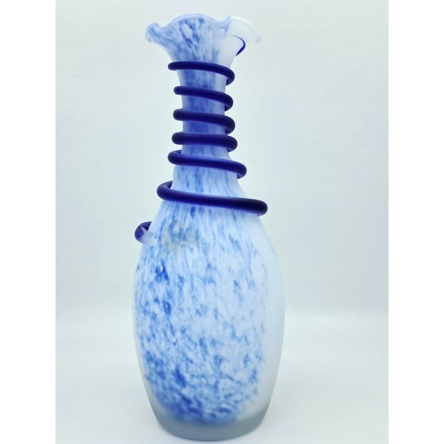 Vintage Handcrafted White and Blue Swirl Bud Art Glass Vase For Sale - Image 4 of 10