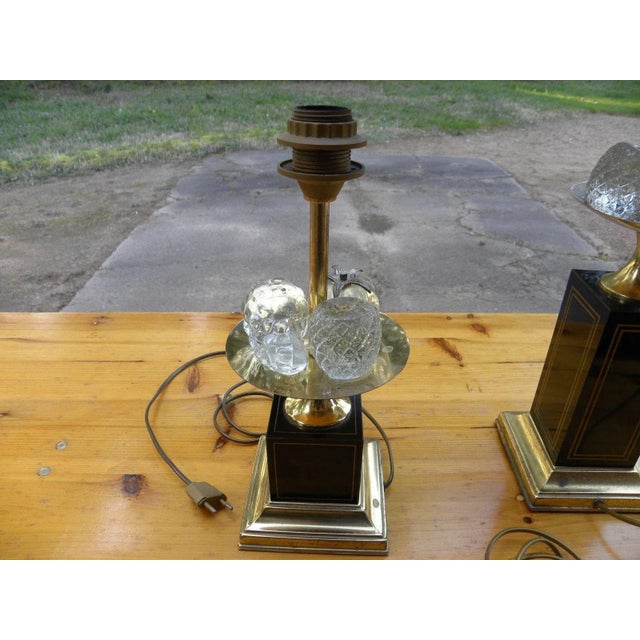 1940's French Regency Crystal Fruit on Tray Single Table Lamp. Black pedestal and attributed to Maison Charles.
