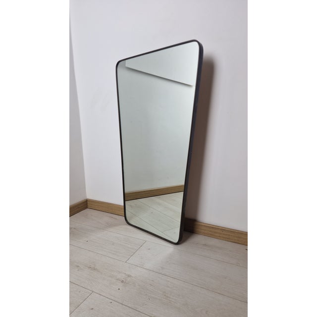 Vintage Mirror with Brass Sinuose Frame in the style of Gio Ponti, 1950s For Sale - Image 9 of 9