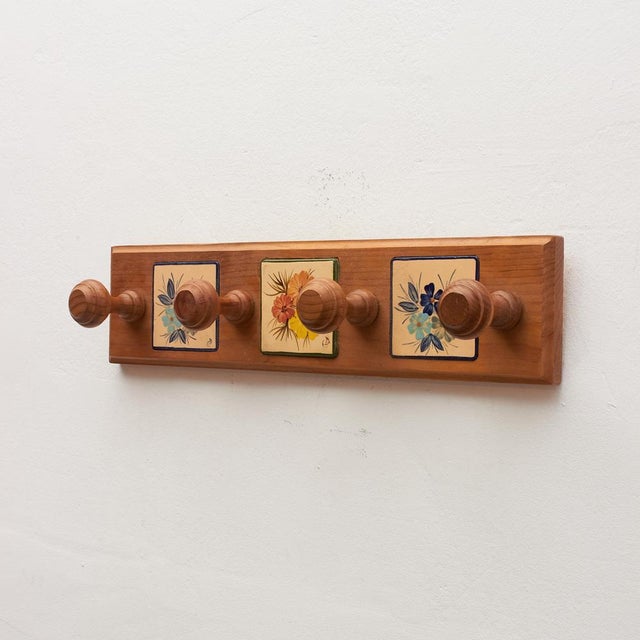 Vintage Hand-Painted Ceramic and Wood Coat Rack by Diaz Costa, 1960s For Sale - Image 3 of 10