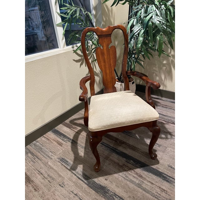 Late 20th Century Vintage Universal Furniture Ltd. Mahogany Queen Anne Armchair | Chippendale Inspired Accent Chair For Sale - Image 12 of 12