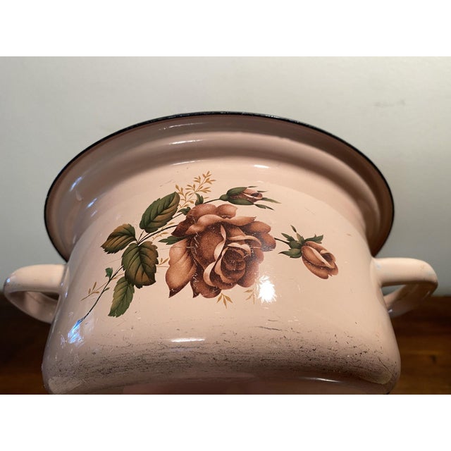 Vintage Dusty Rose Enamelware Lidded Pot With Maker's Mark For Sale In Los Angeles - Image 6 of 6