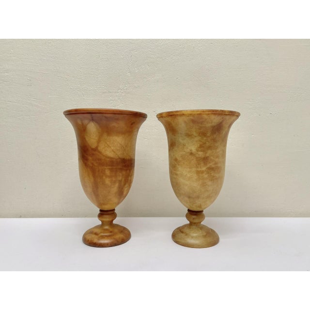 A set of vase-shaped table lamps made by Pegasam Alabastros in the 1970s. Warm brown colour with natural “drawing” in the...