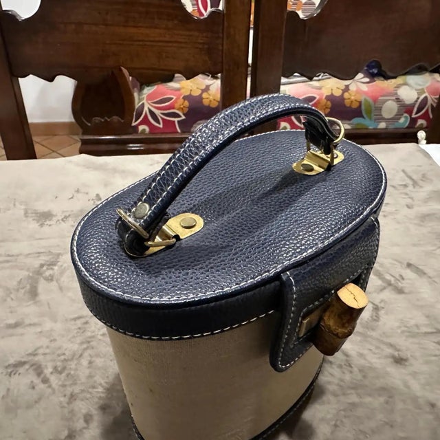 1960s Vintage Blue Leather Bamboo and Brass Italian Top Handle Bag For Sale - Image 12 of 14