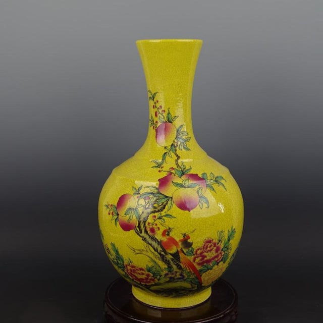 H-44cm,W-26cm. Discover the exquisite craftsmanship of this Qing Dynasty Chinese ceramic vase. Marked with the Qianlong...