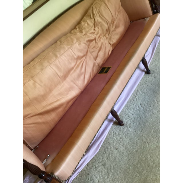 Vintage Lammerts Louis XV Adapted Peach Silk Damask Sofa, Excellent Condition For Sale - Image 10 of 11