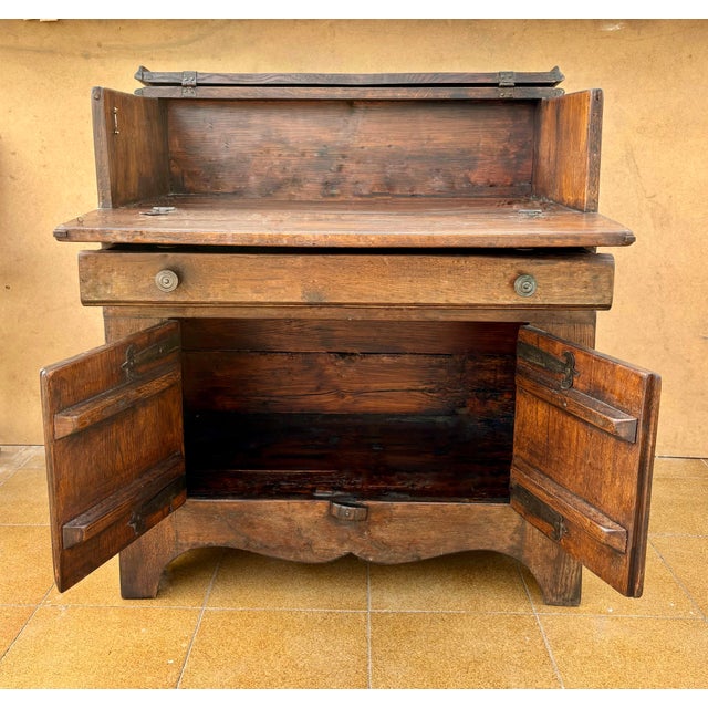 Early 20th Century Spanish Rustic Oak Cabinet with Lift-Top Compartment and Two Doors For Sale - Image 6 of 13