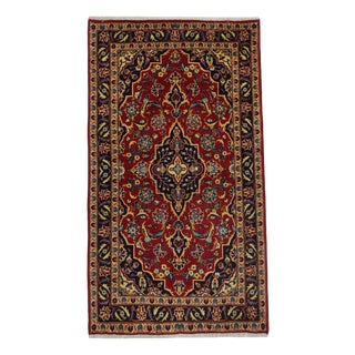 Middle Eastern Rug in Wool For Sale